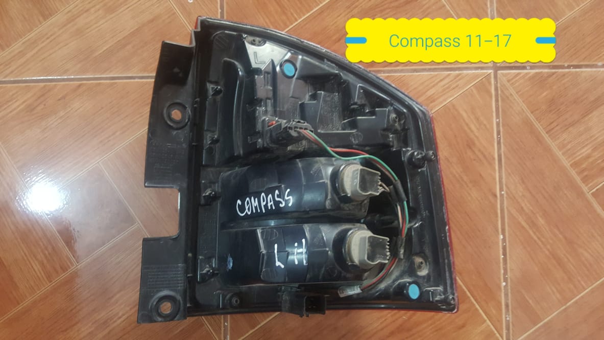 FARO POSTERIOR IZQUIERDO JEEP COMPASS 2011 AL 2013